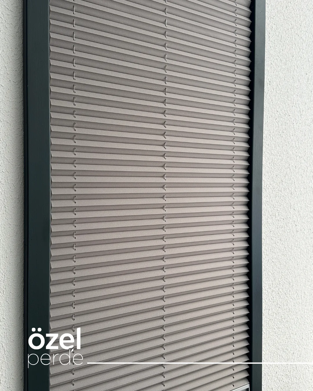 Perla Plise - Gri görsel 3